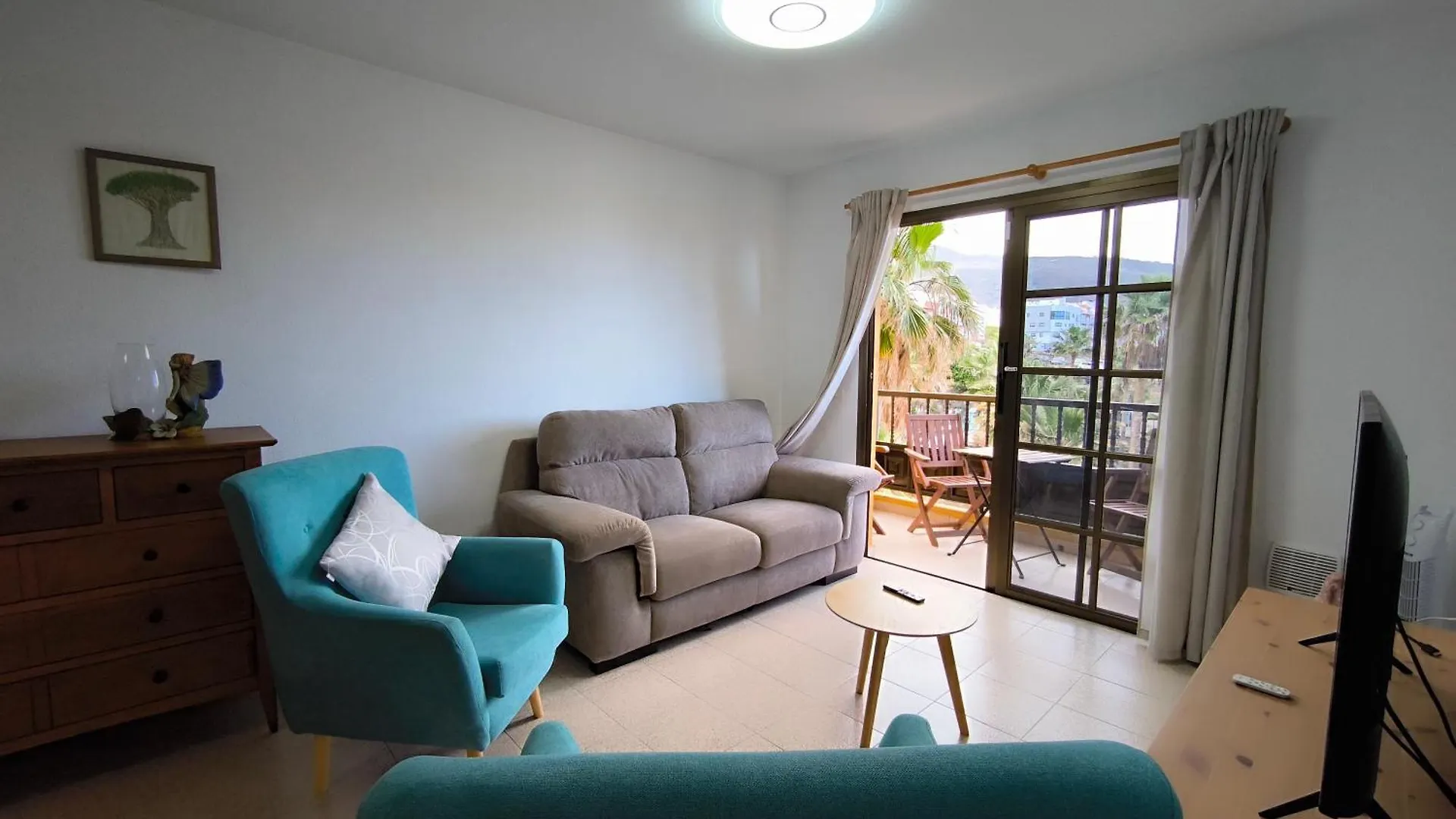 Apartamento En Primera Linea De Playa - Las Chicas Candelaria